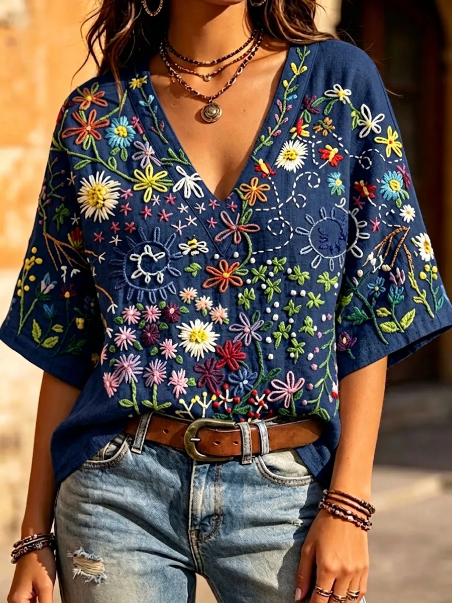 Women'S Vintage  Floral Art V-Neck Top