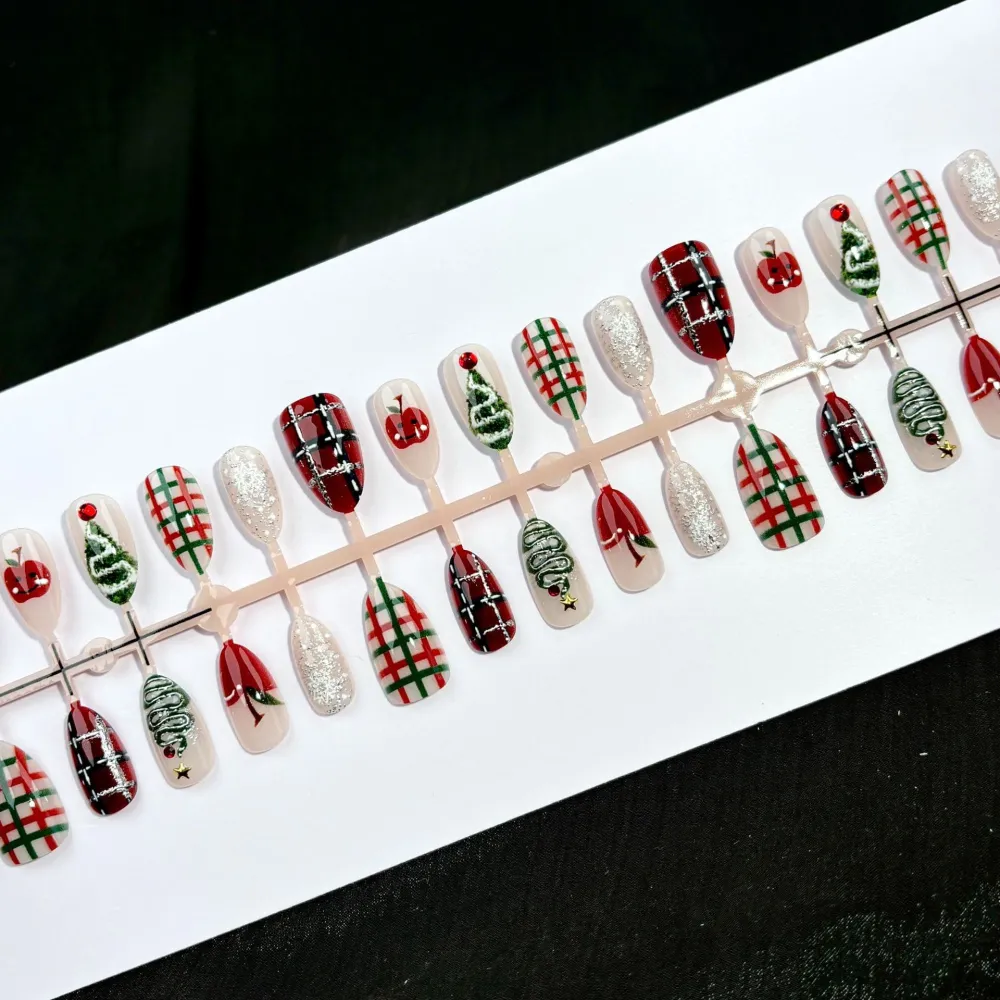Nailhour 30Pcs Christmas Y2K Gilded Medium Almond Press On Nails