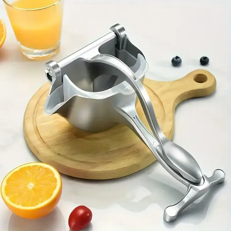 Silvery Stainless Steel Manual Juicer