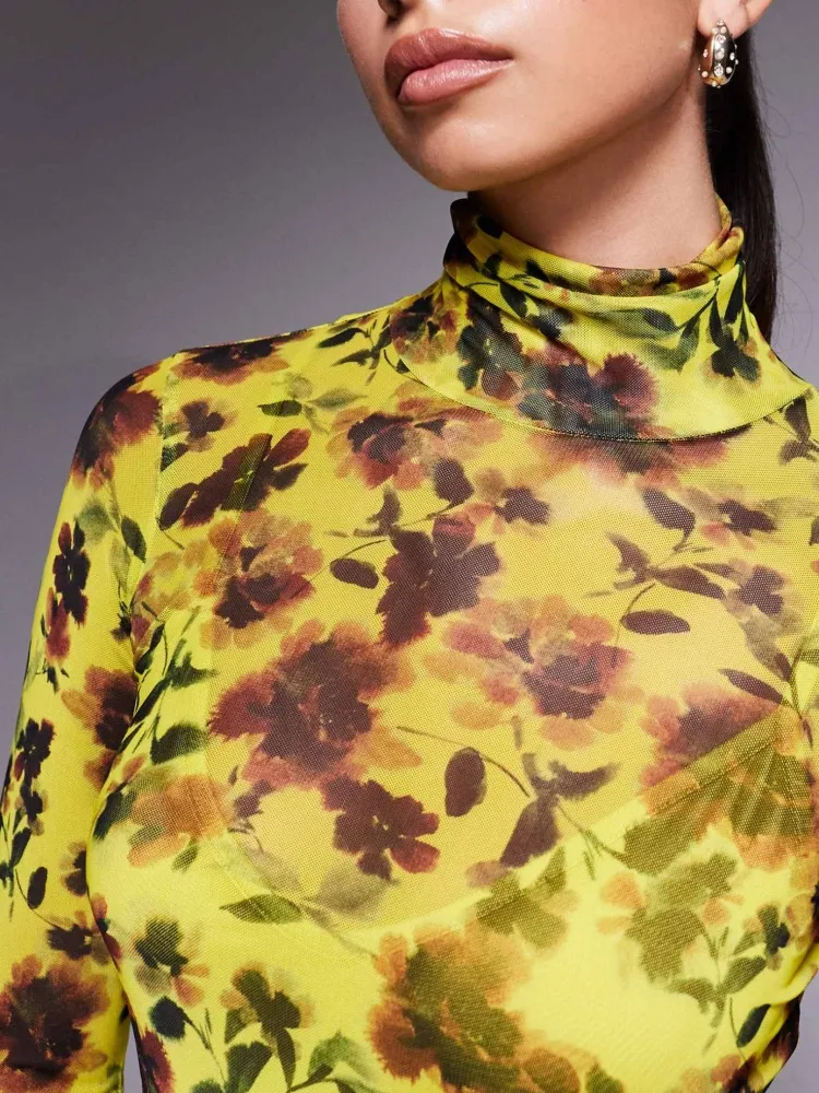 Flower Turtleneck Slim Fit Dress
