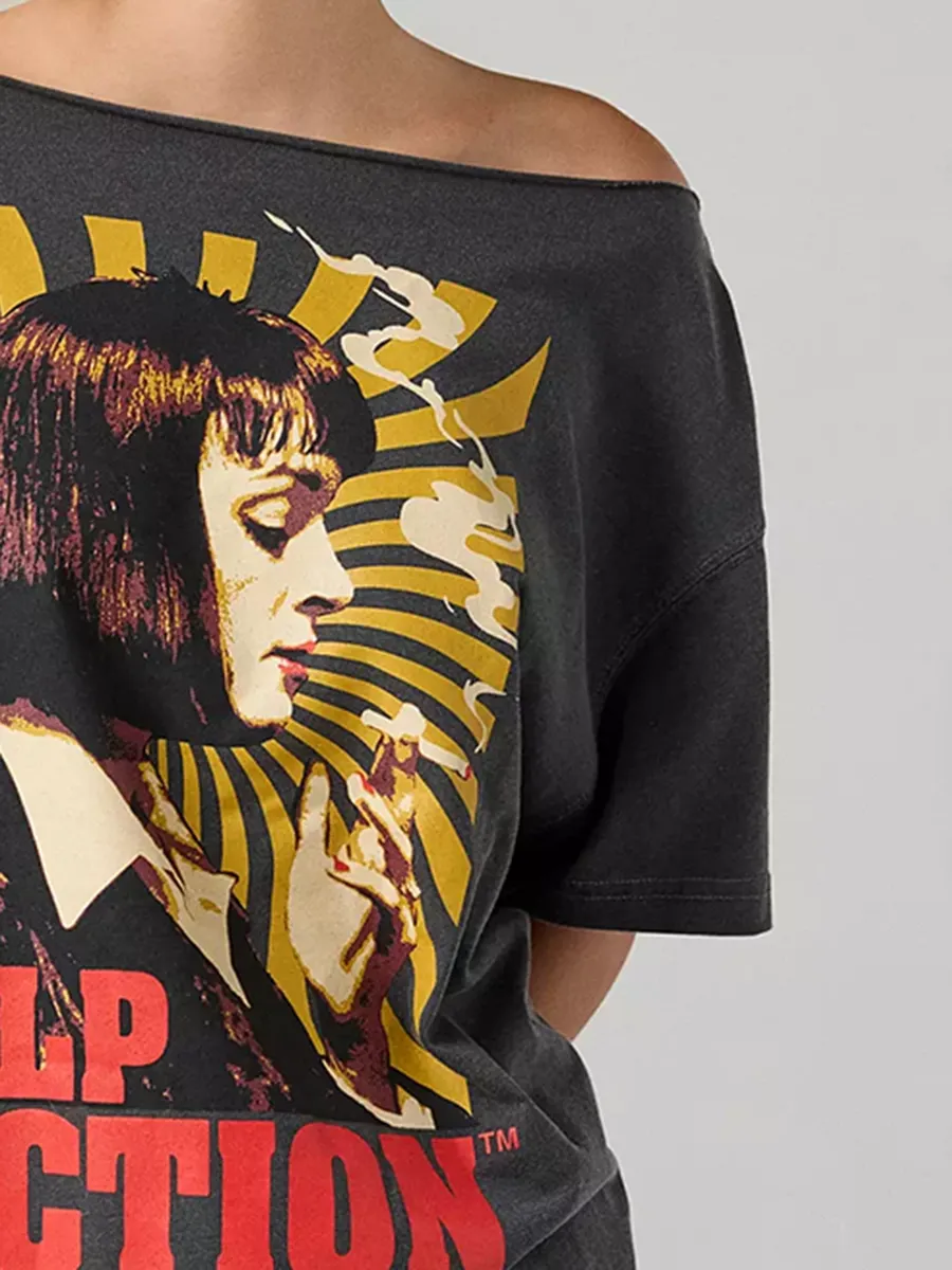 Women's Portrait Letter-Printed Off-The-Shoulder T-Shirt