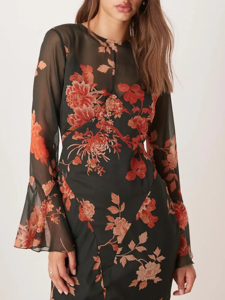 Frill Deatil Flower Long Sleeve Dress