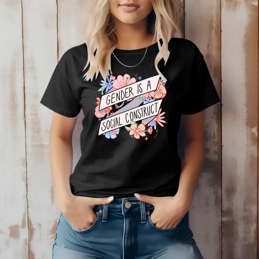 Women's irregular-lettered t-shirt