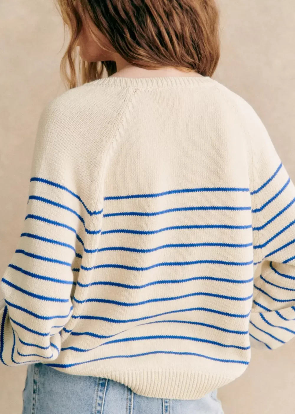 V-Neck Long Sleeve Knitwear