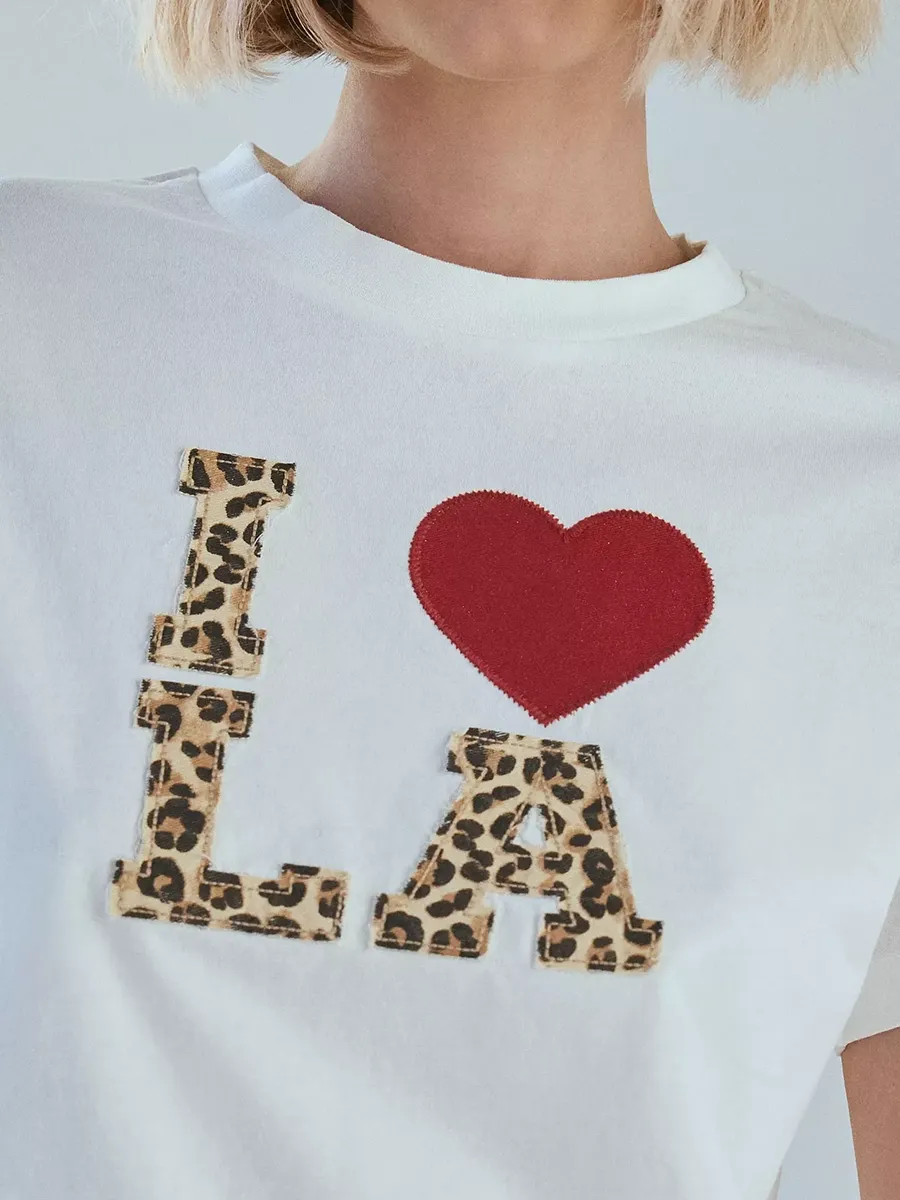 Women's Leopard Print Heart-Shaped Decal T-Shirt