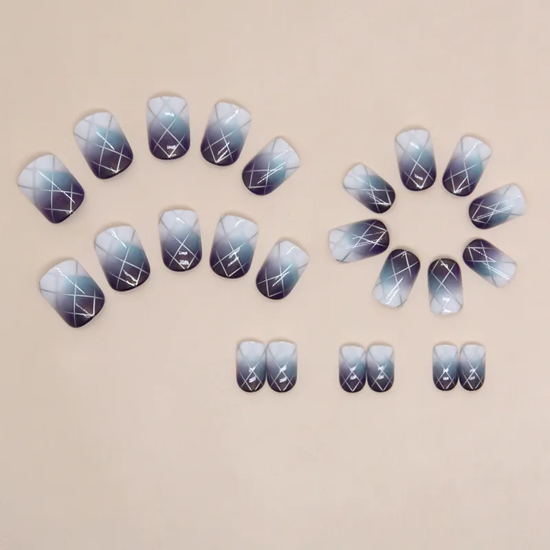Nailhour 24Pcs Blooming Plaid Short Short Press On Nails