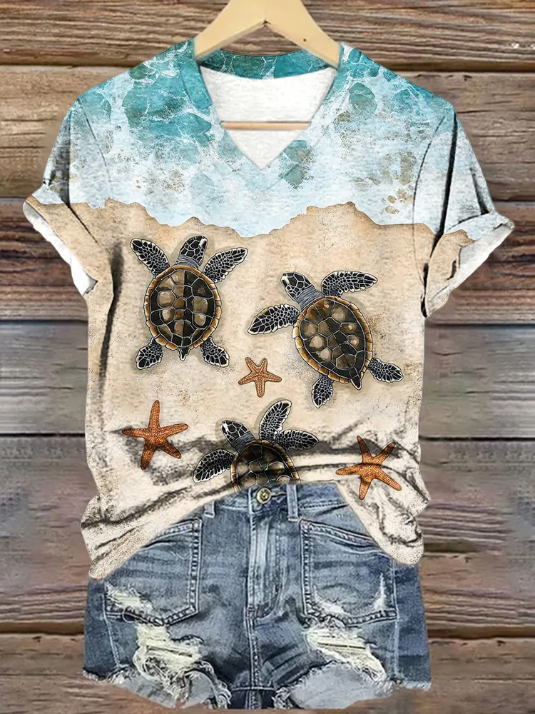 Women's Beach Turtles Print V-Neck Cotton T-Shirt