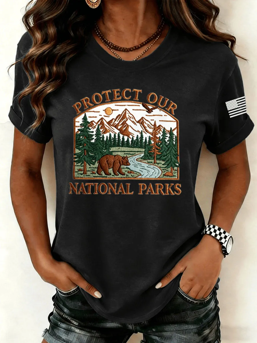 Women's Resist Bear Print T-shirt