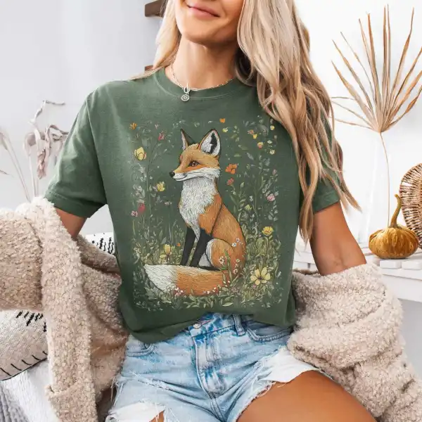 Vintage Style Happy Fox Cottagecore T-shirt