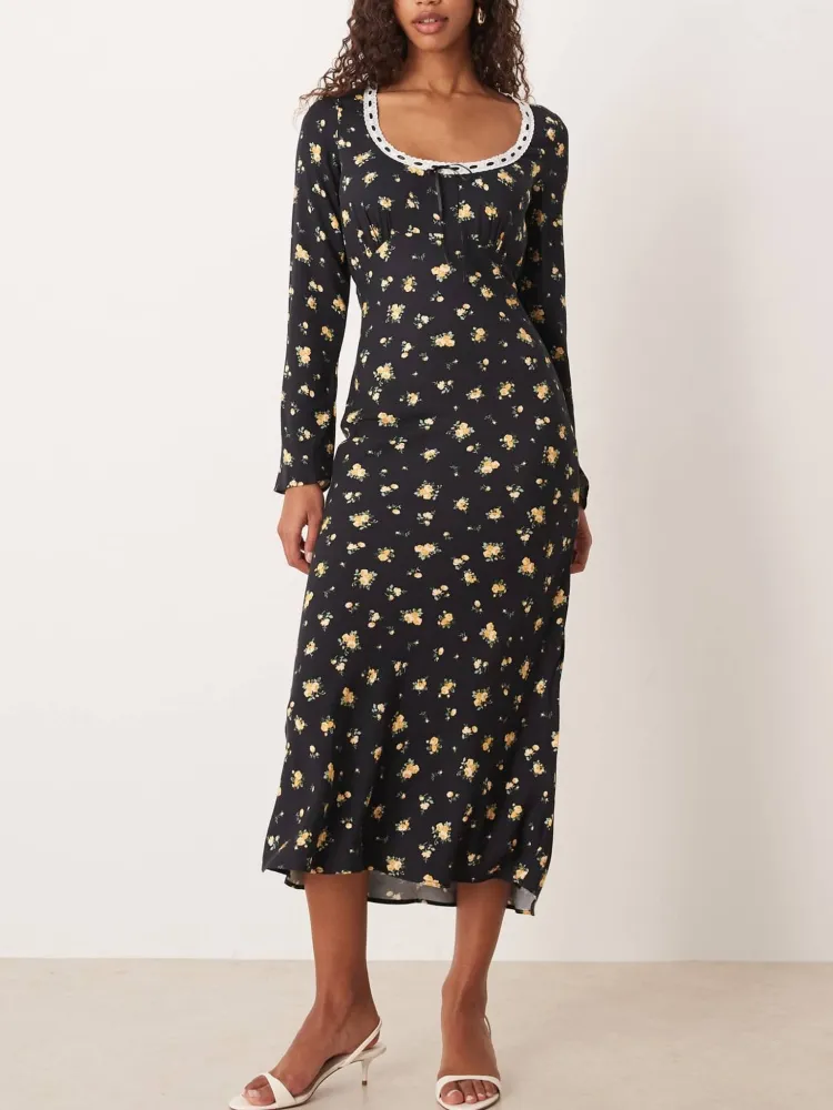 Floral Scoop Neck Dress