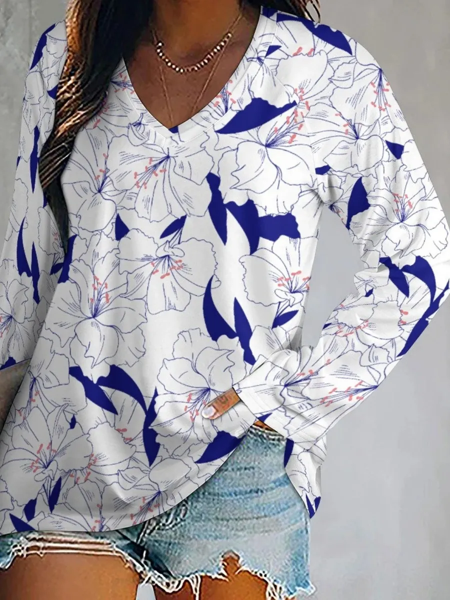 Line Art Floral Print T-Shirt