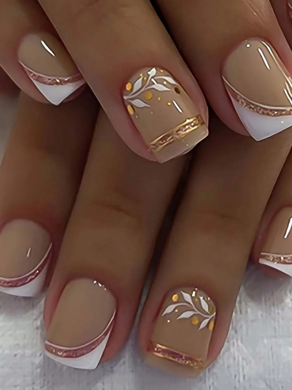 Nailhour French Manicure Short Square Nude 24Pcs Daily Press On Nails