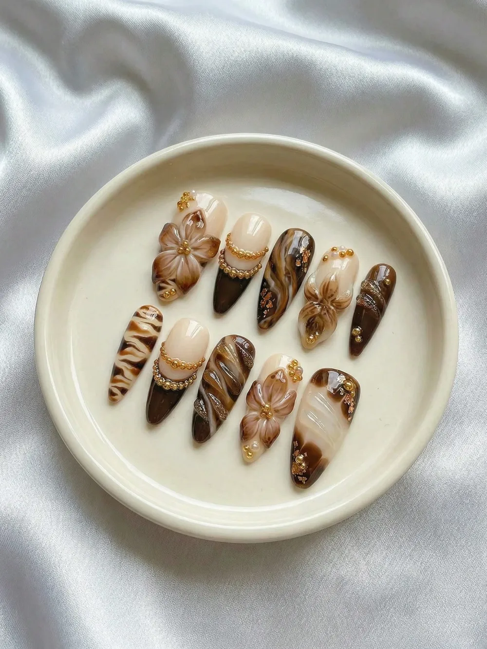Nailhour 10pcs Handmade French Gradient Brown Flower 3D Press On Nails
