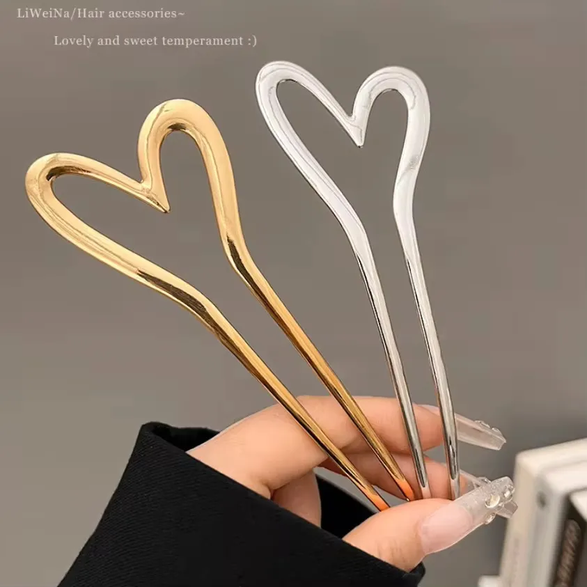 Heart-Shaped Simple And Versatile Hairpin