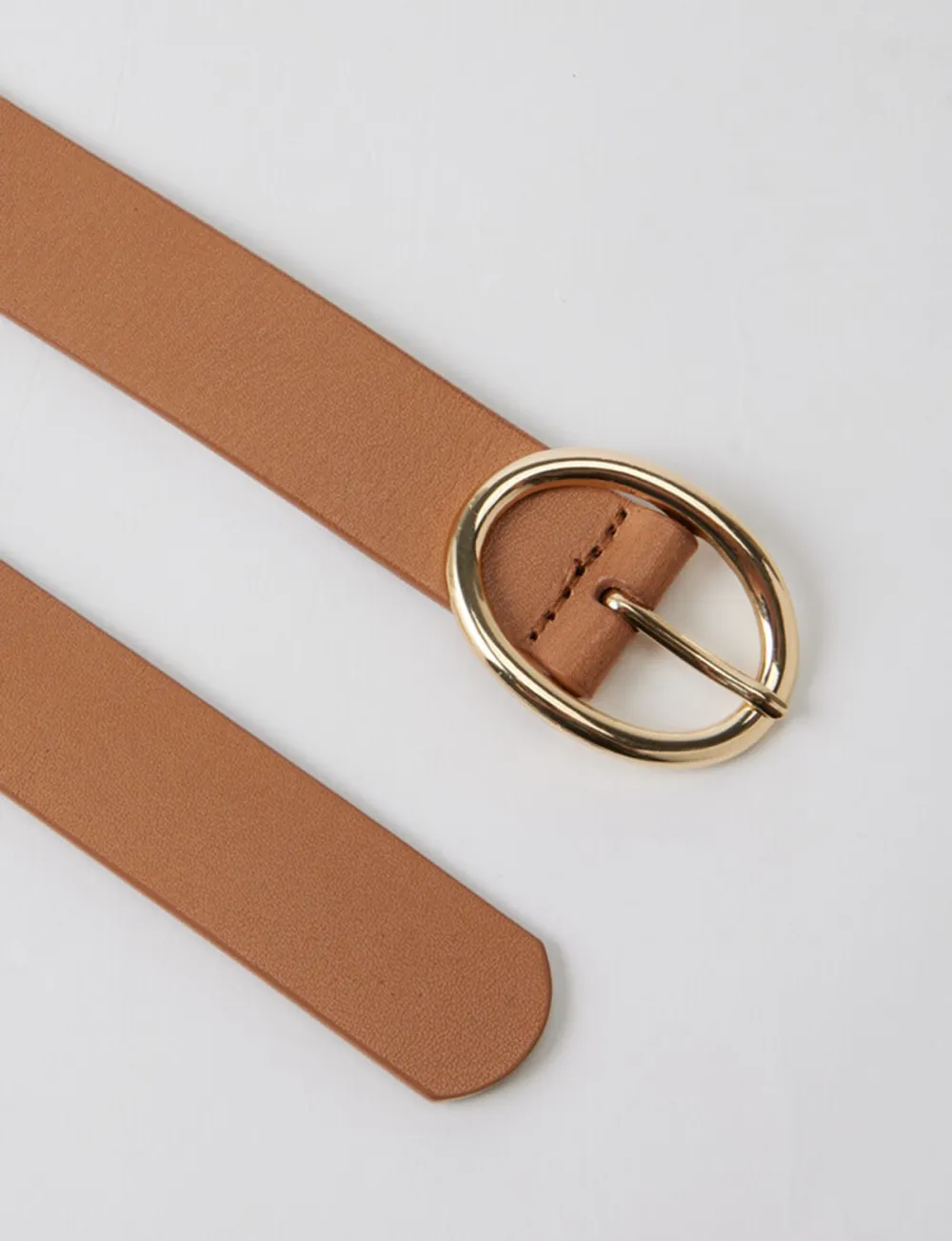 Brown Leather Belt With Metal Buckle