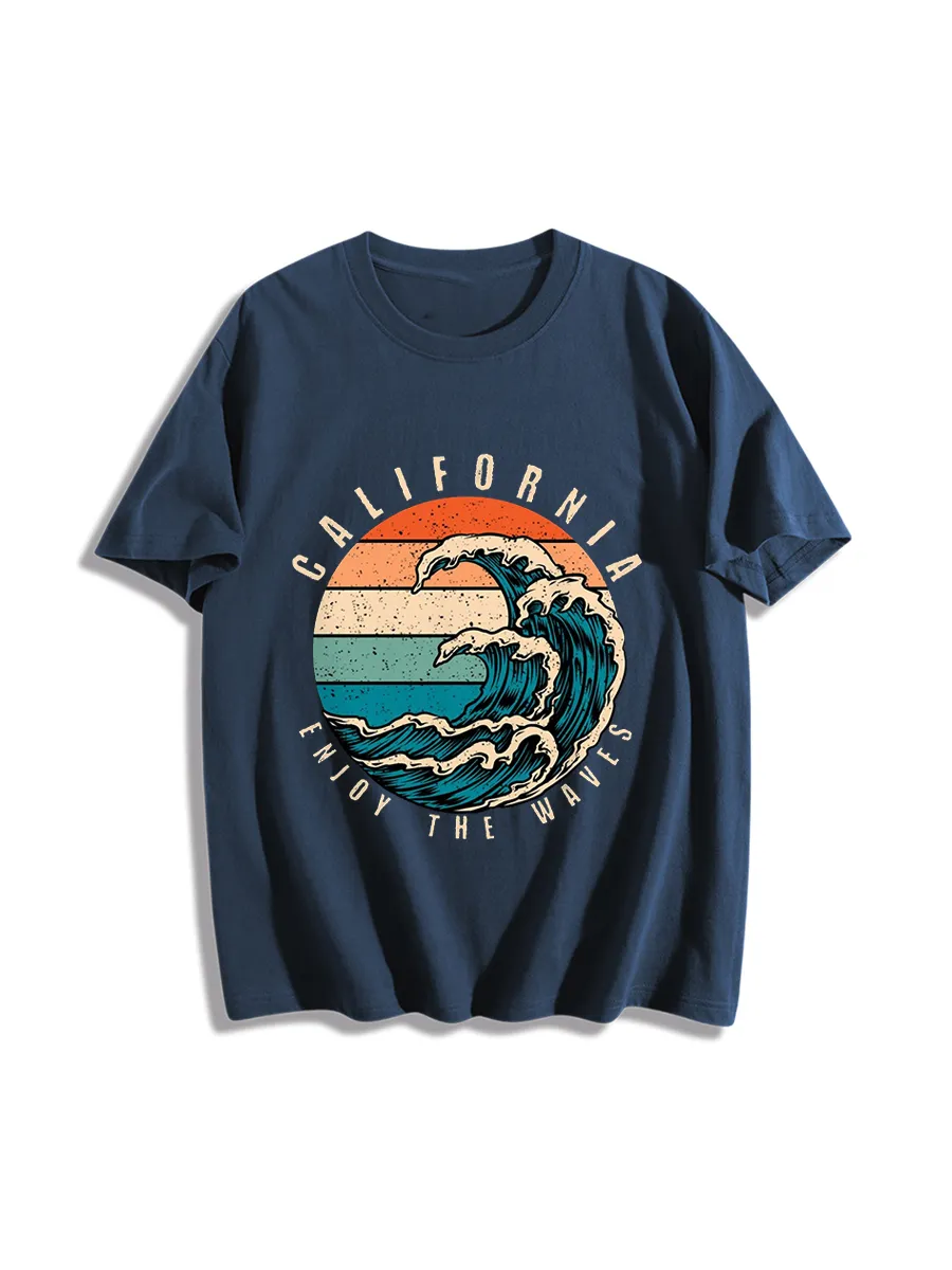 Wave Enjoying Graphic T-Shirt