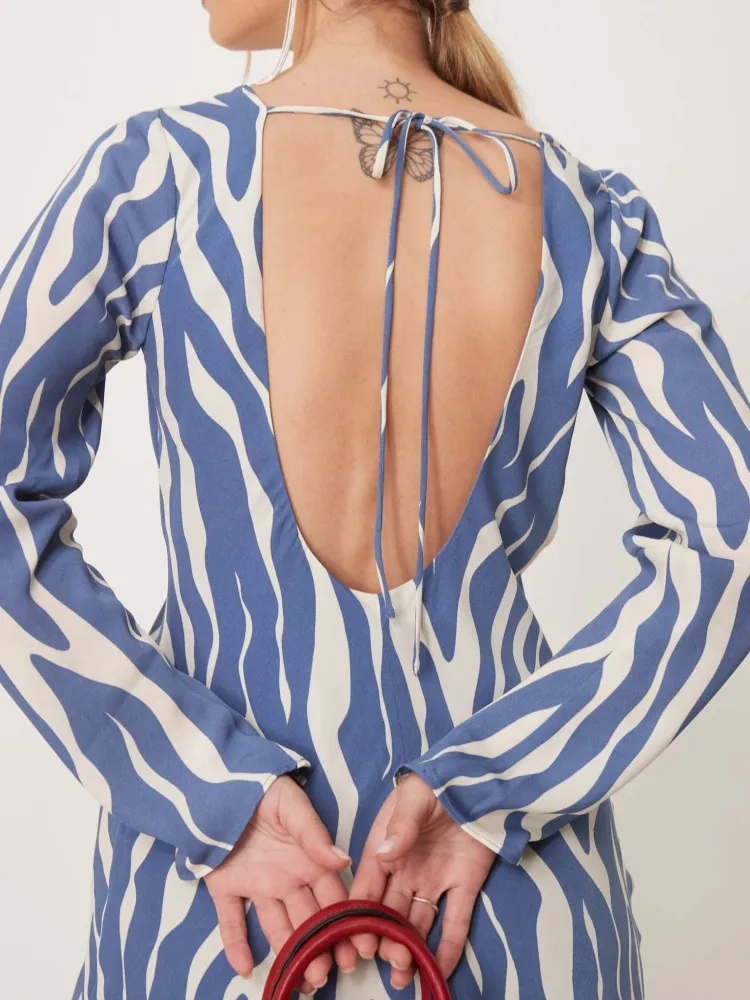 Backless Abstract Striped Print Dress