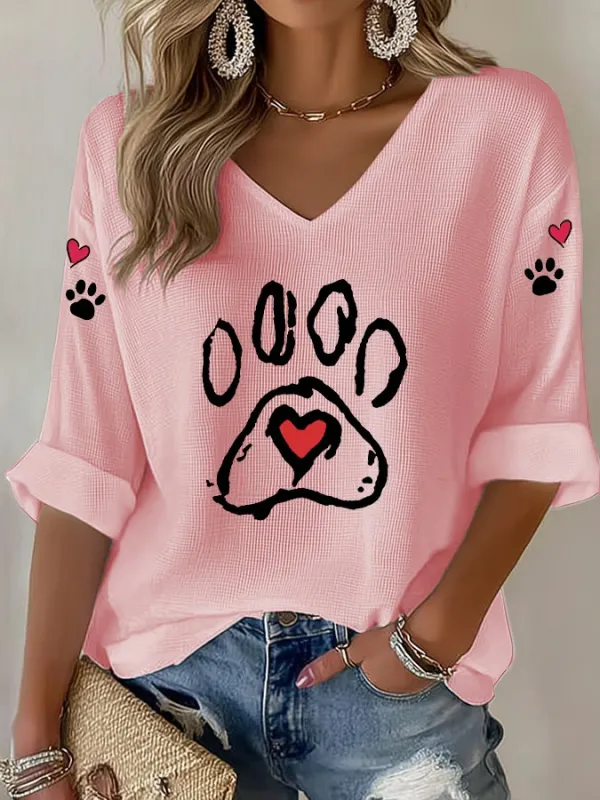 Women's T-shirt With Retro Animal Paw Print