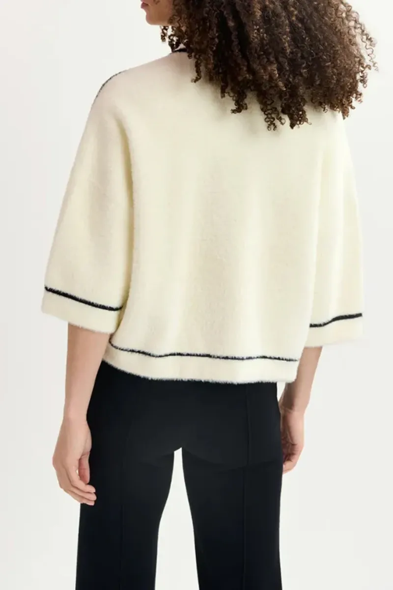 Contrast Trimmed Pocketed Knit Coats