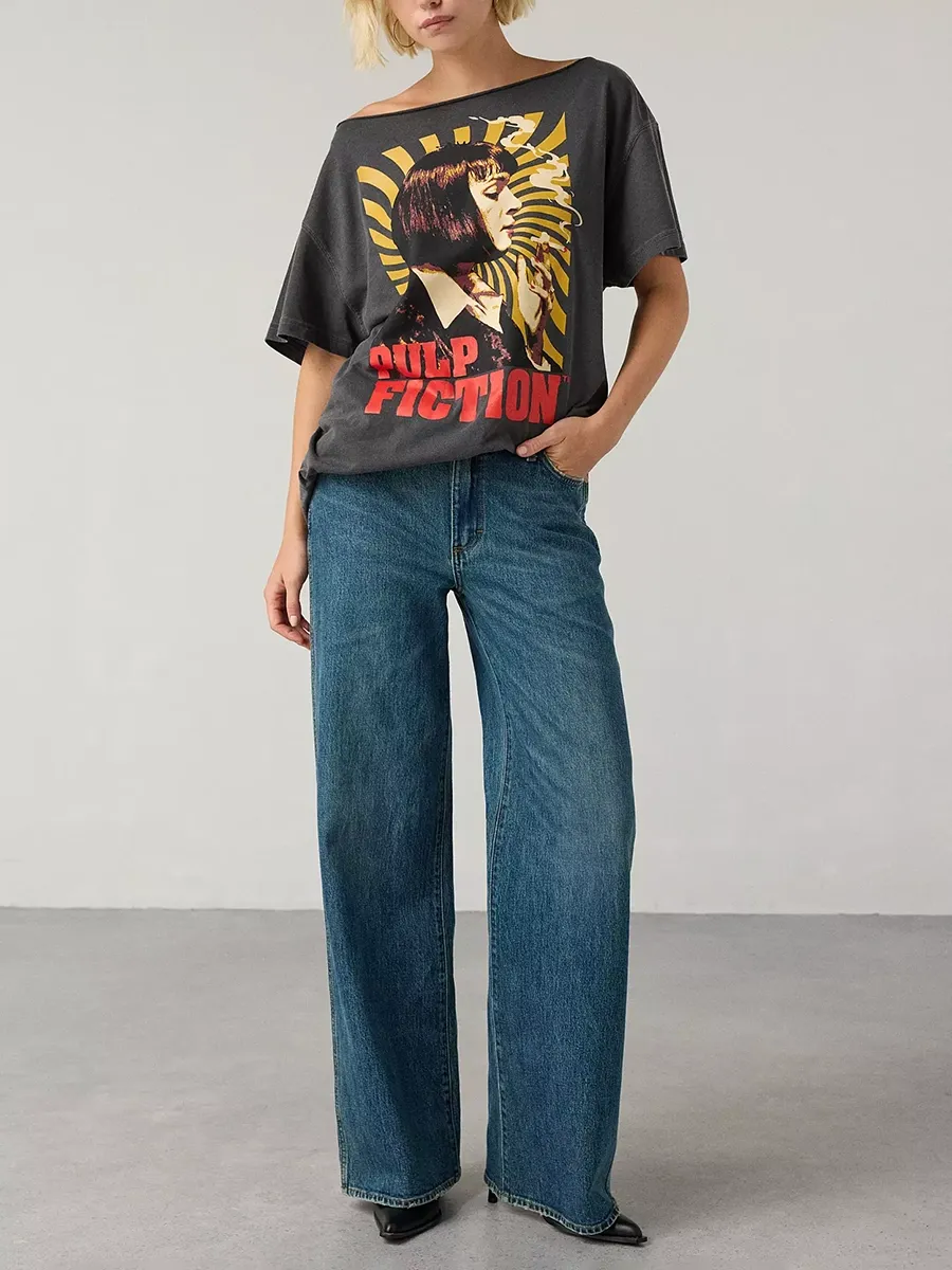 Women's Portrait Letter-Printed Off-The-Shoulder T-Shirt