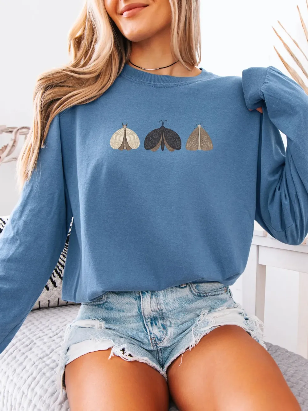 Casual Moth Print T-Shirt