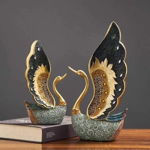 Swan Decor