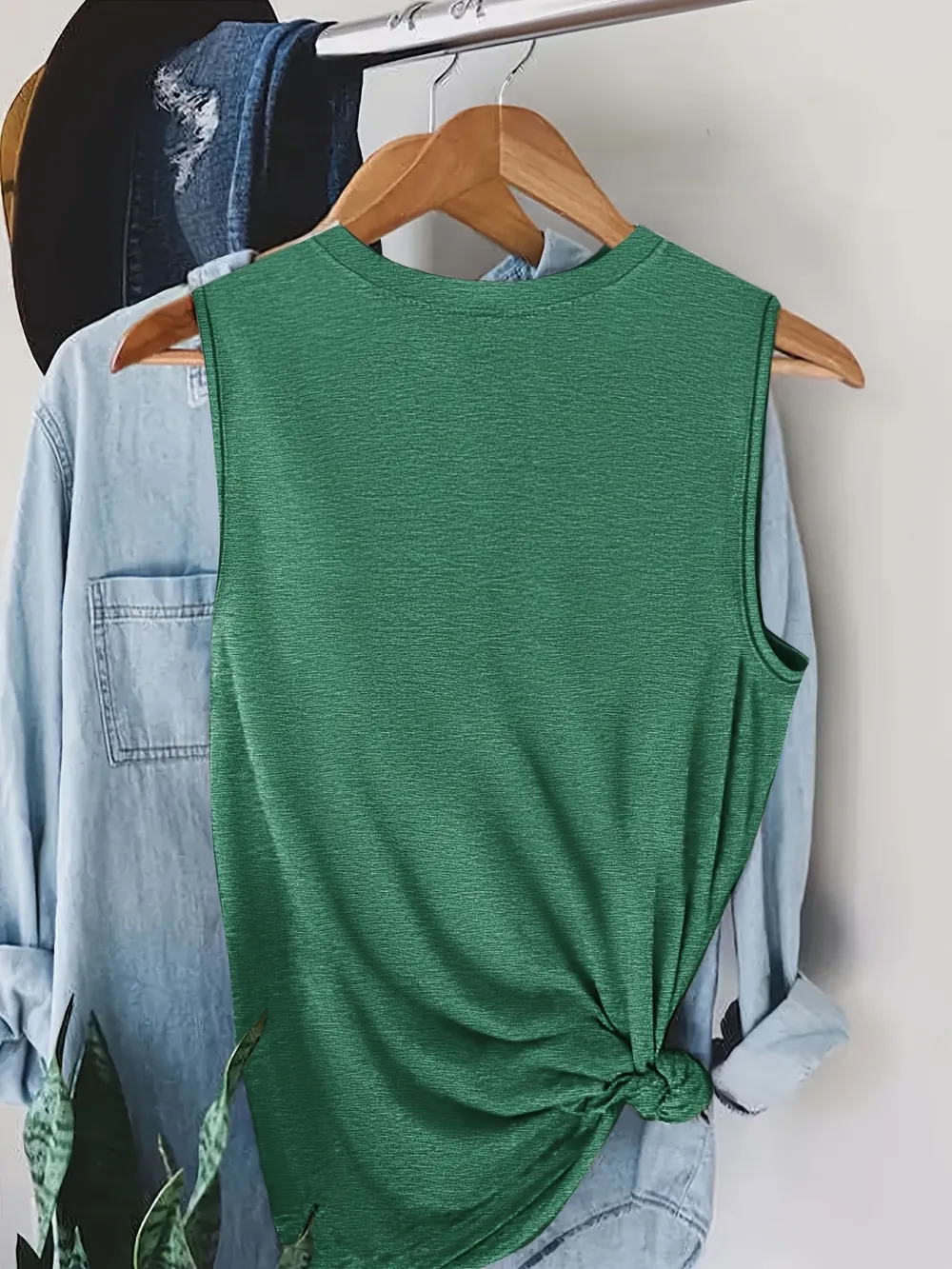 Women's Minimalist Animal Print Tank Top