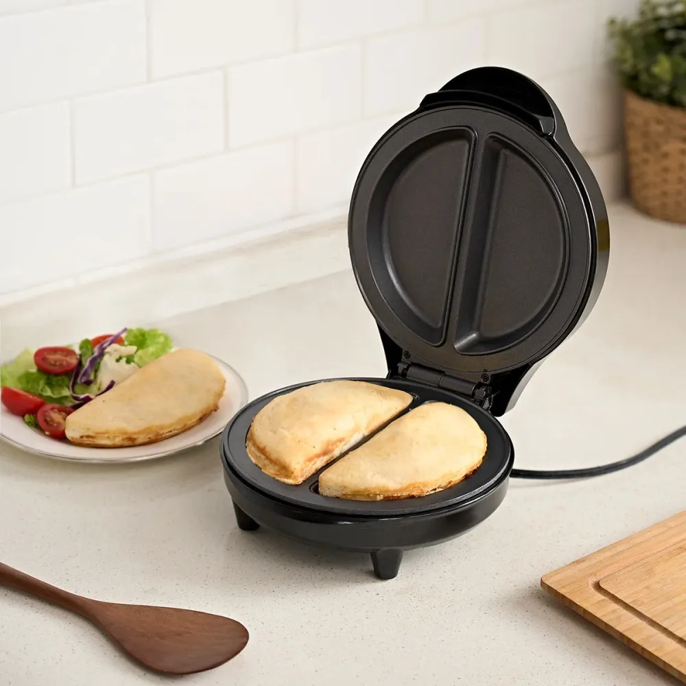 Family-Style Double-Sided Non-Stick Electric Pan For Making Pancakes