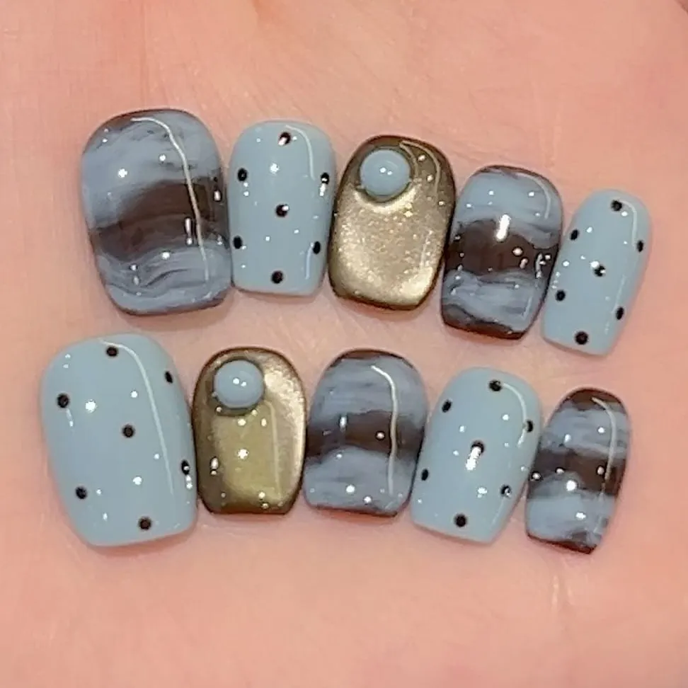 Nailhour 10Pcs Blue Vintage 3D Short Squoval Press On Nails