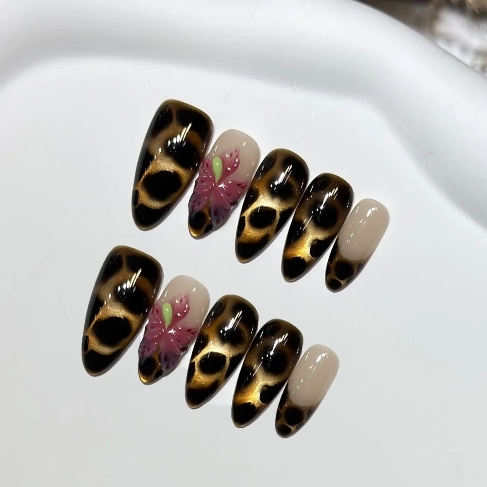 Nailhour 10Pcs French 3D Floral Medium Almond Press On Nails