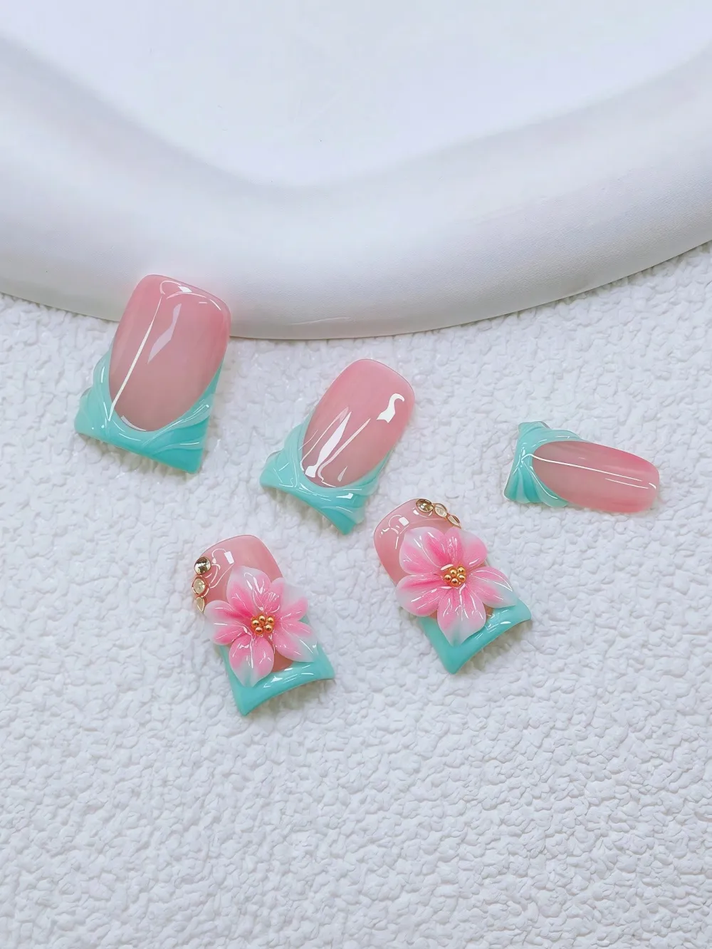 Nailhour Handmade 10pcs Chic Duckbill Press On Nails