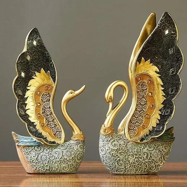 Swan Decor
