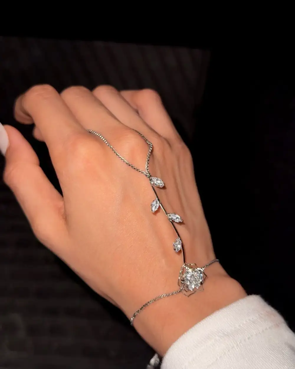 Rhinestone Floral Hand Chain Jewelry