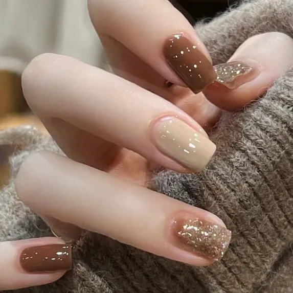 Nailhour 24Pcs Autumn French Glitter Short Square Brown Press On Nails