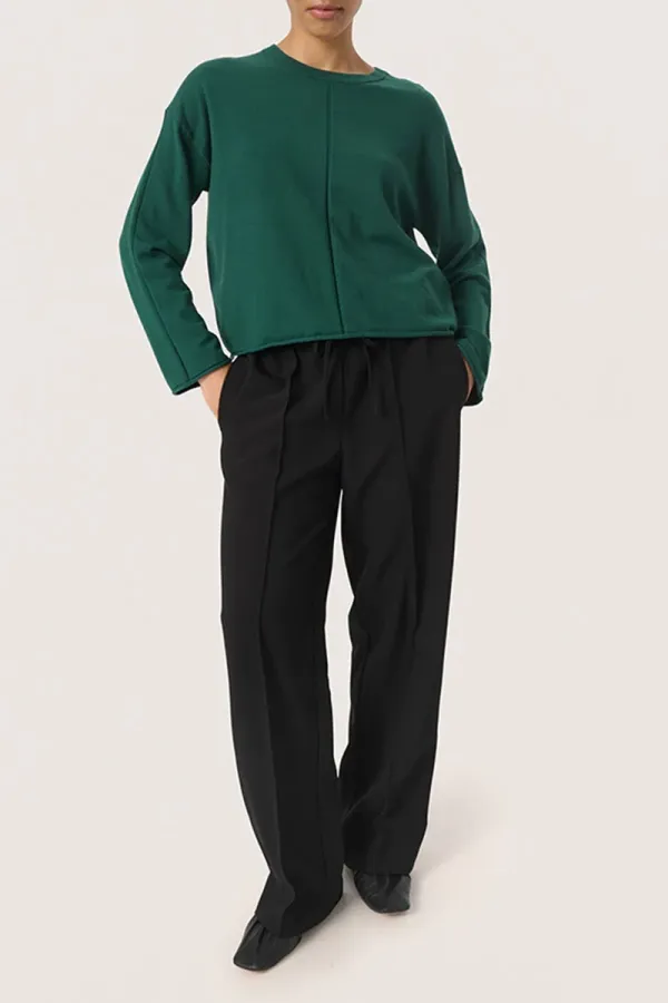 Crew Neck Fit Knit Sweaters