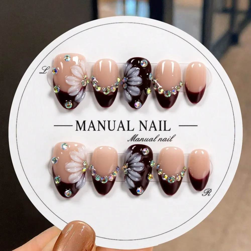 Nailhour 10Pcs 3D Handmade Rhinestone Floral Short Almond Press On Nails
