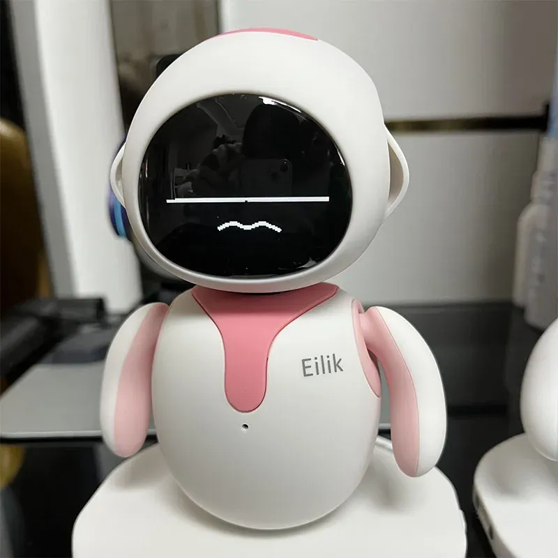 Robots Accompany Toys