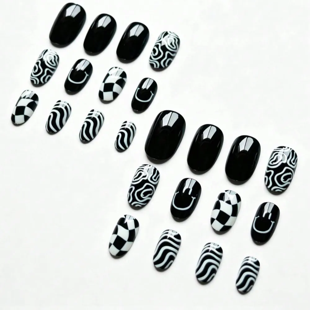 Nailhour 24Pcs Black Holiday Vintage Party Short Oval Y2K Press On Nails