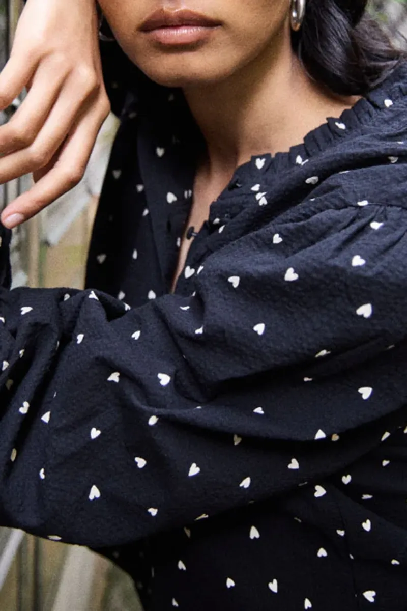 Dot Patterned Puff Sleeve Shirts