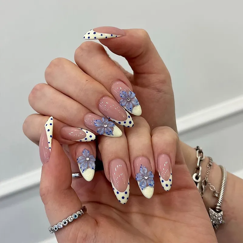 Nailhour Nude Polka Dots 30Pcs 3D Ffloral Press On Nails