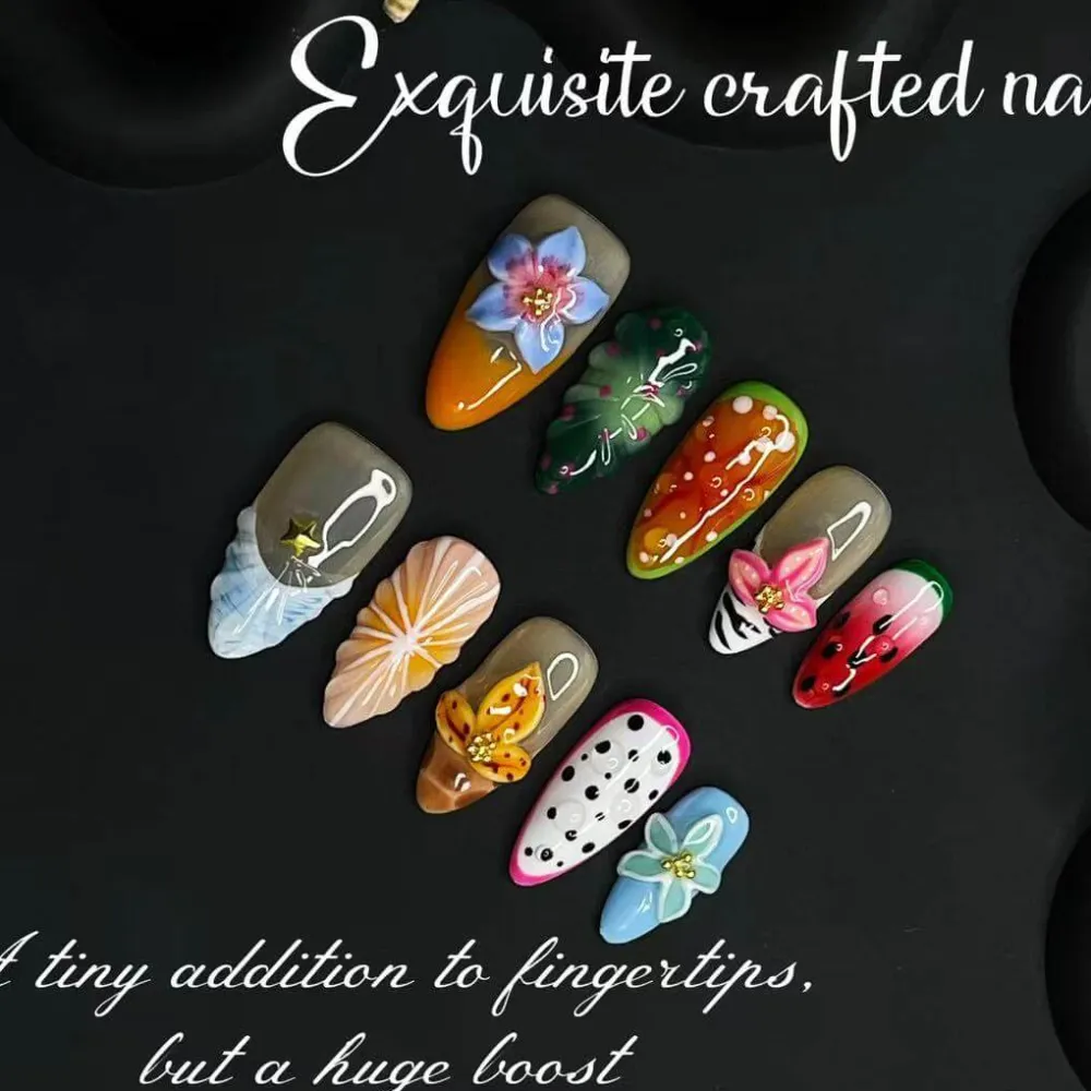 Nailhour 10Pcs Handmade 3D Floral Medium Almond Press On Nails