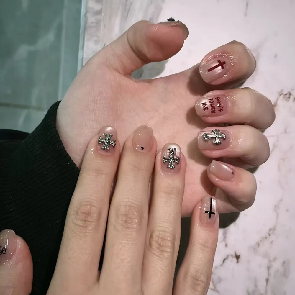 Nailhour 10Pcs 3D Gothic Rhinestone Short Square Press On Nails