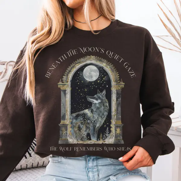 Moon And Wolf Print Sweatshirt
