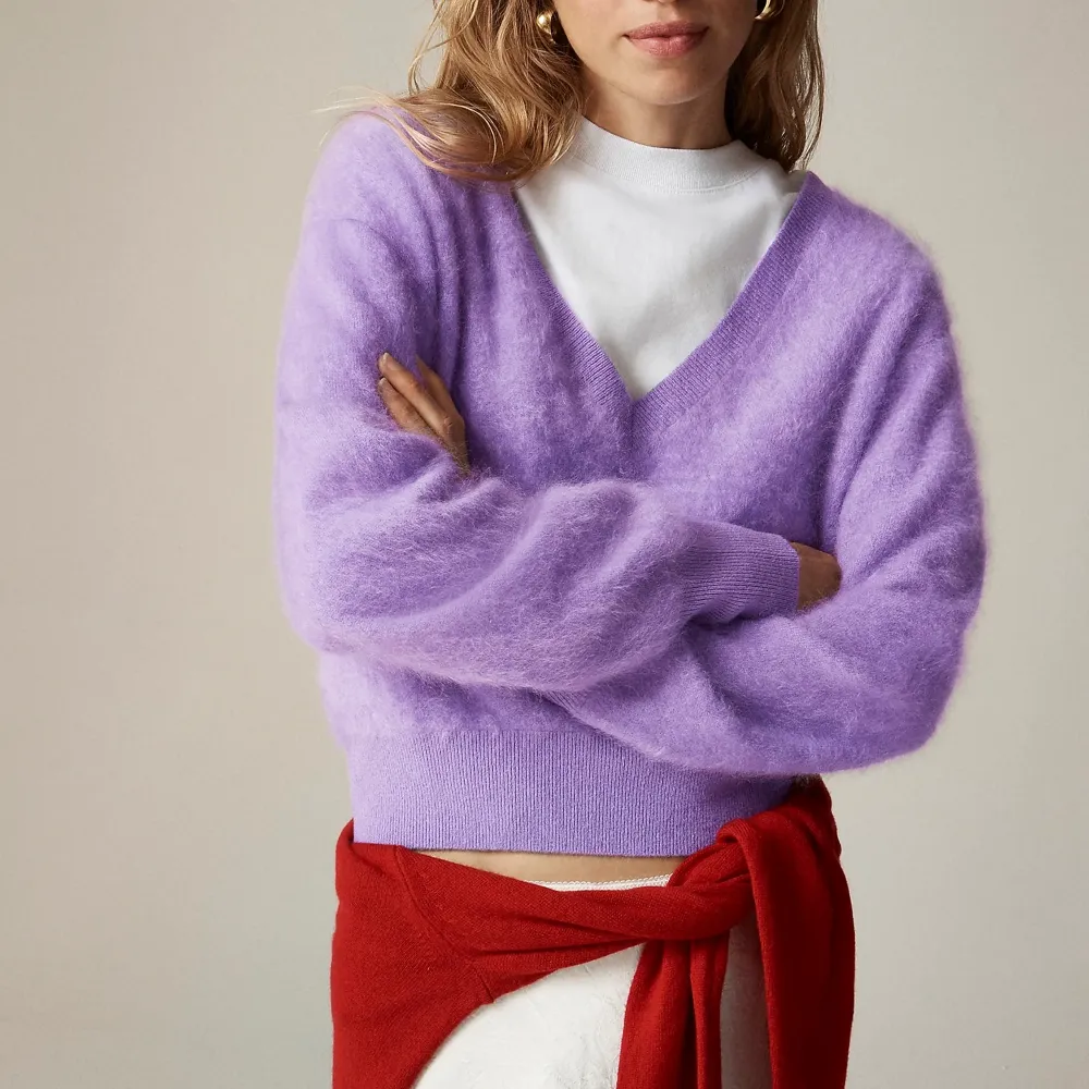 V-Neck Cashmere Cropped Sweaters