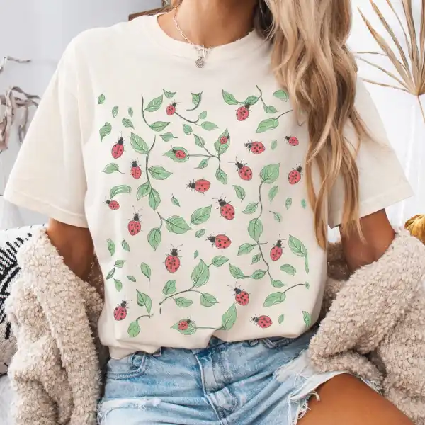 Vintage Ladybird Leaf Cottagecore T-shirt