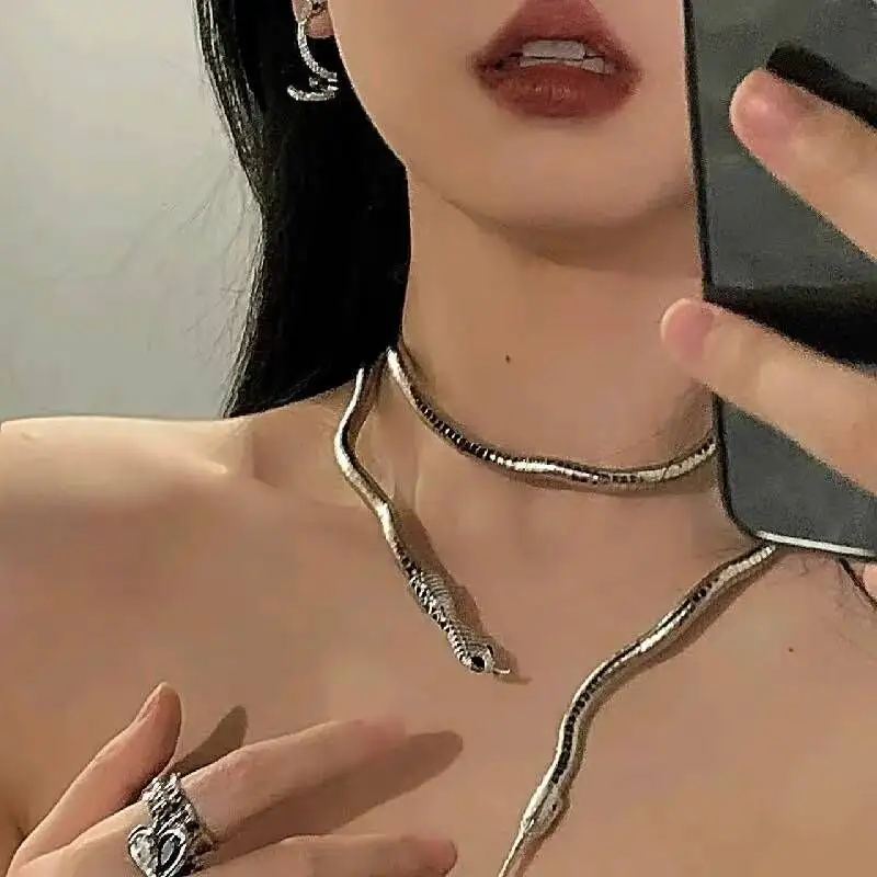 Chain Serpent Fashion Necklace