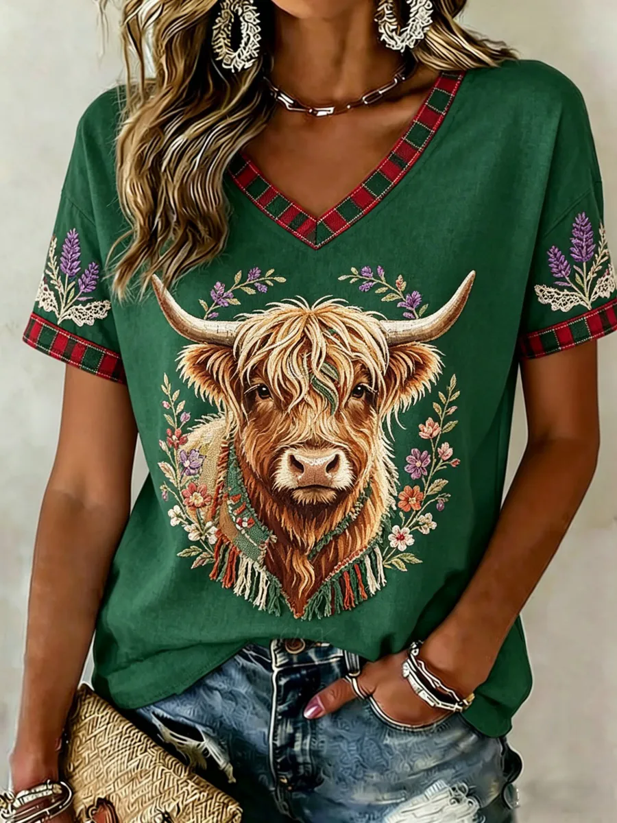 Vintage Scottish Highland Cow Print Women's Linen V-Neck T-Shirt