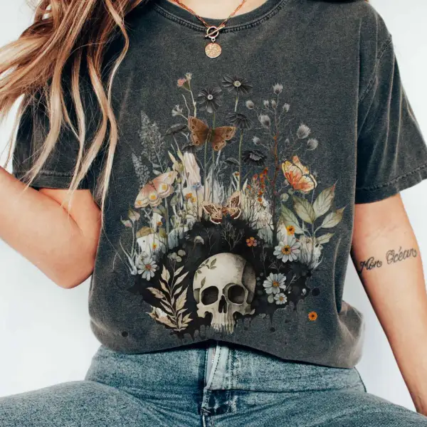 Skull Dark Cottagecore T-shirt
