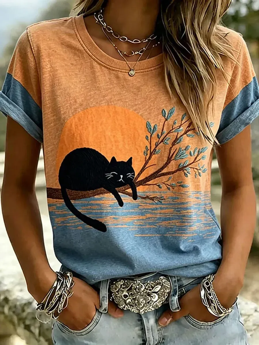 Women's Cute Cat Print Casual T-shirt