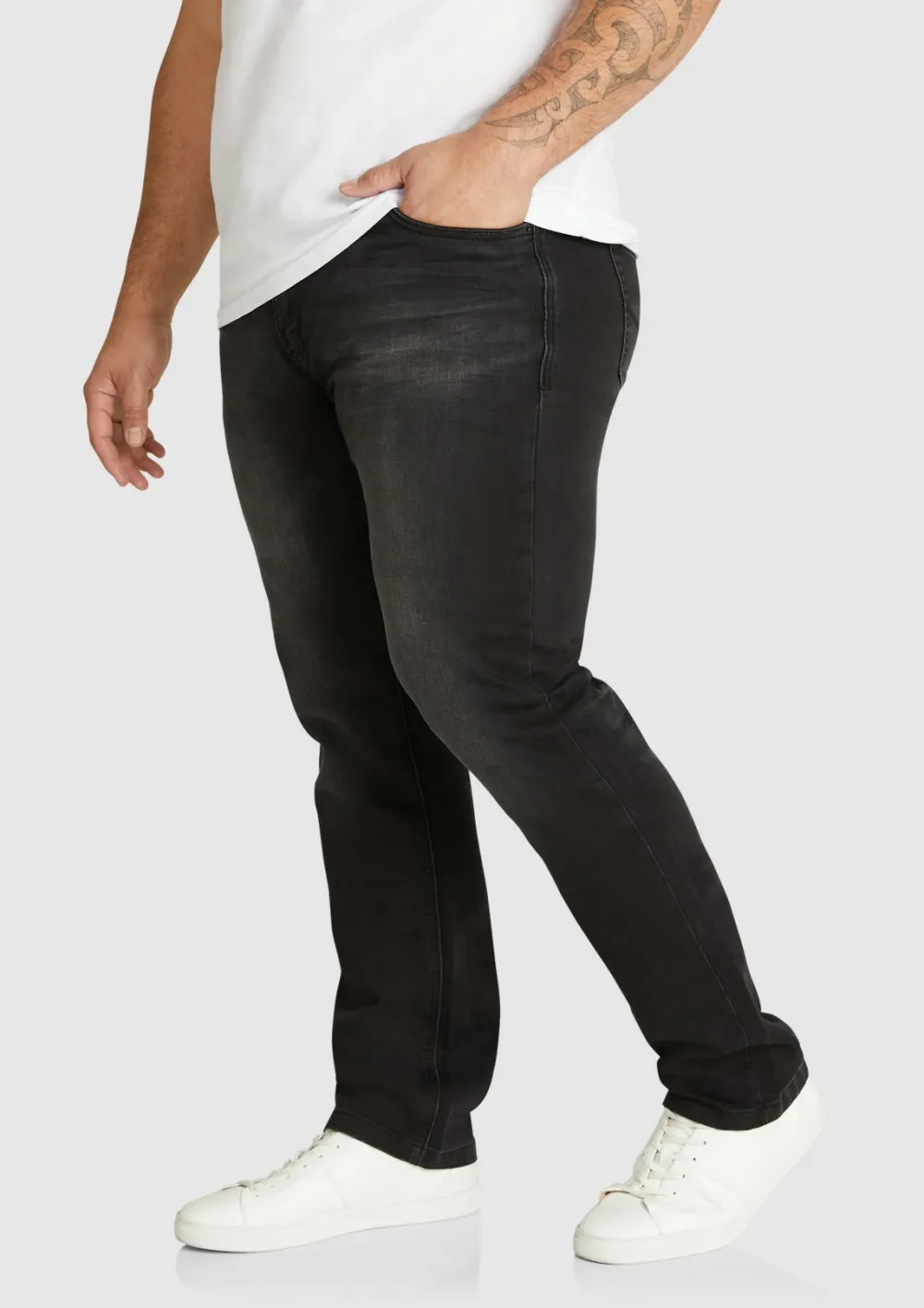 BLACK WASHED JEANS WITH RELAXED FIT FOR DAILY CASUAL